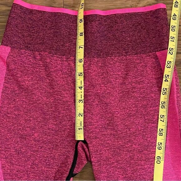 Pink Victoria’s Secret High Waist Seamless Leggings Light and Dark Pink Size Med - Picture 11 of 11